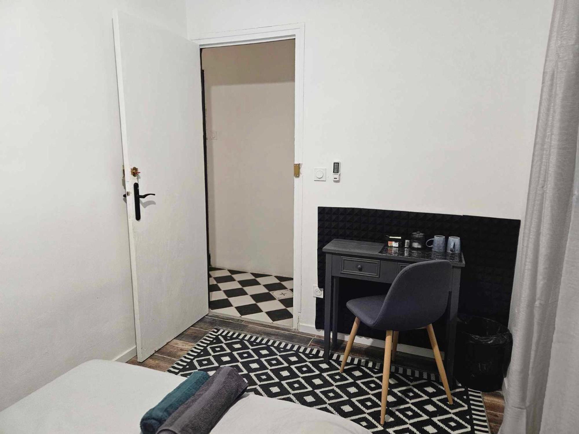 Av De Bordeaux Bed & Breakfast Narbonne Eksteriør bilde